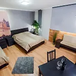 Free Parking, Ac, Wifi Apartment In The Center